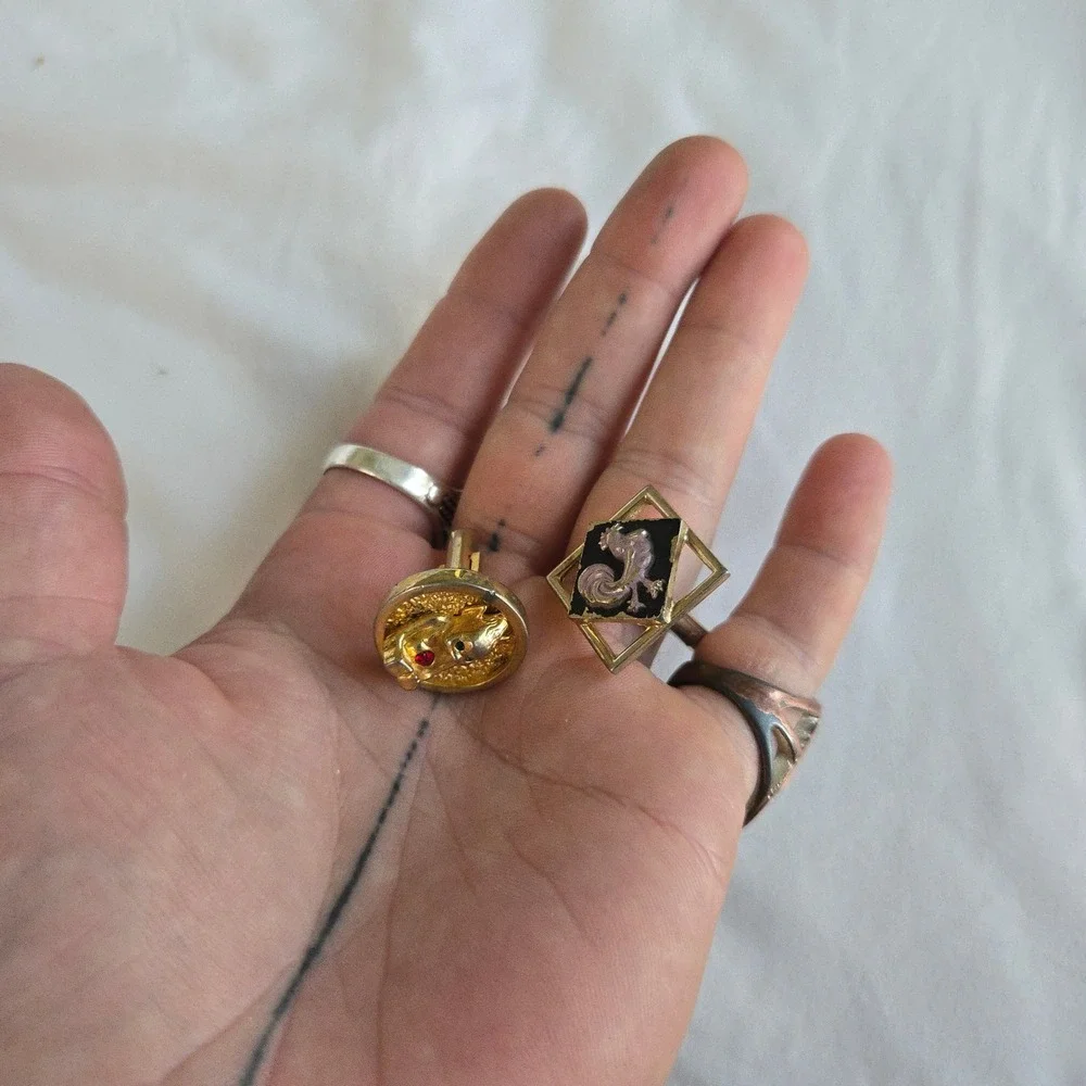 VTG Mismatched‎ Cufflinks Gold Troll Rooster Purple Black Mens Jewelry Unbranded